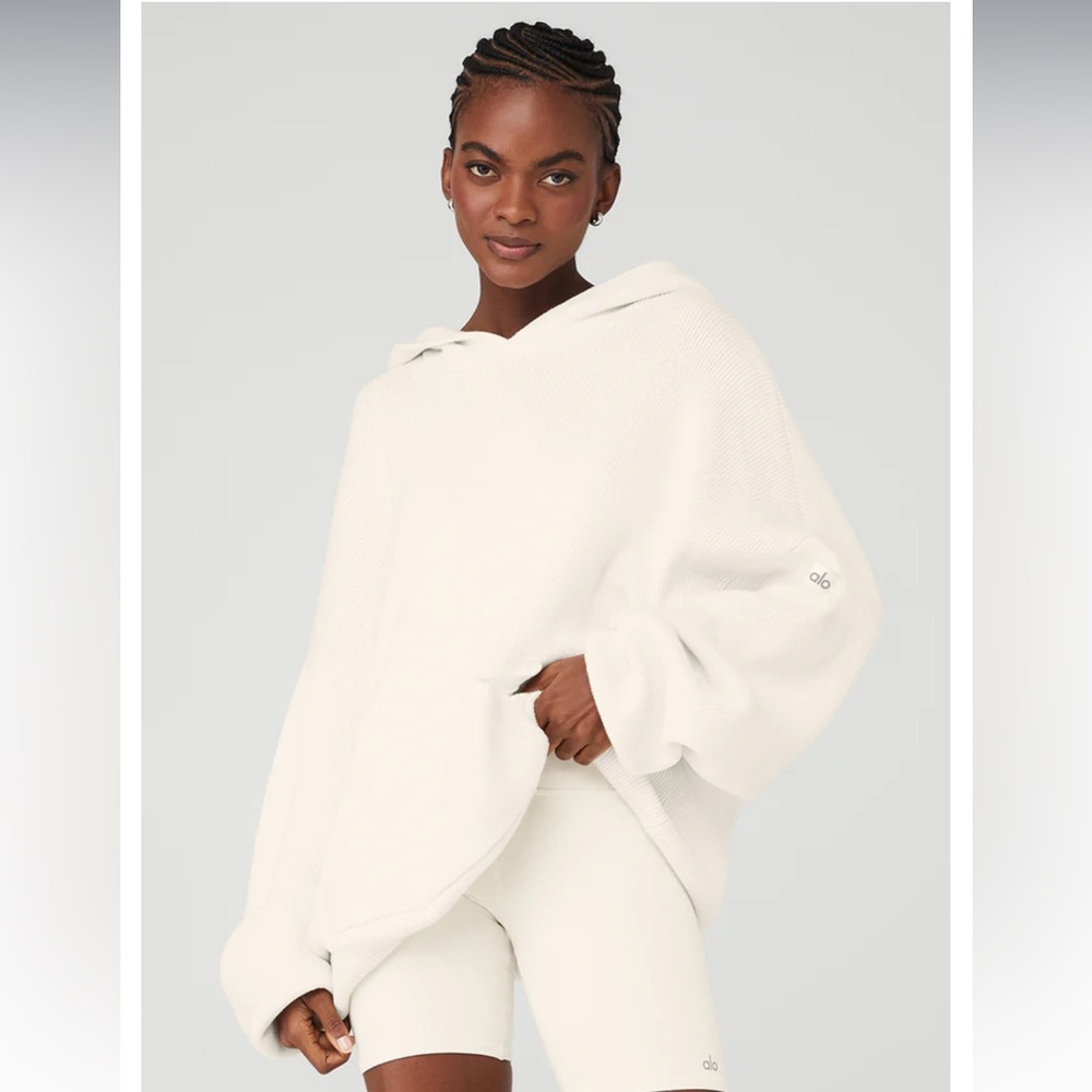 ALO Yoga Cream Oversized Hoodie Sweater